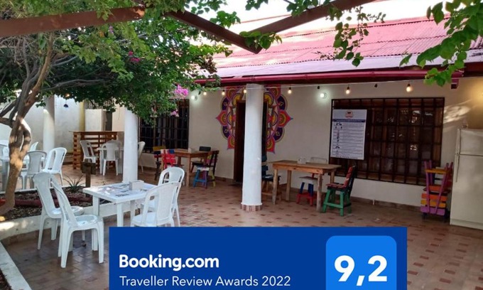 Comuna 2 House | La Casona
