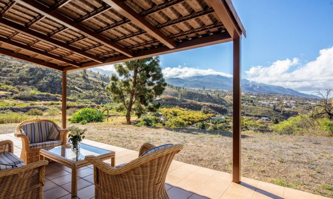 El Paso Ski Chalet | La Cebada by Huskalia