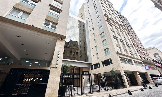 Buenos Aires Central Business District Apartment | La Cisterna by DOT Suites