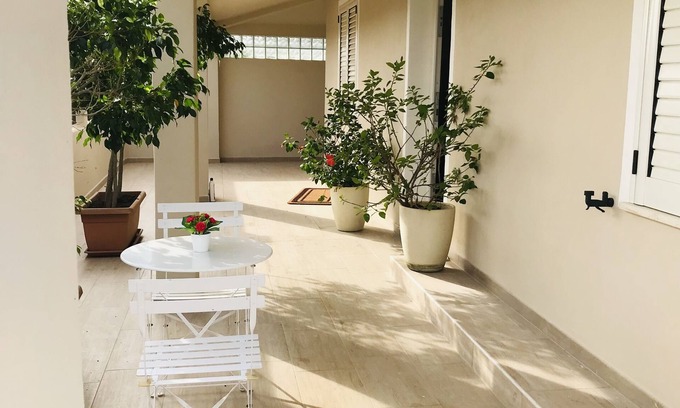 Monserrato House | La Cittaella rooms landlord aparthotel