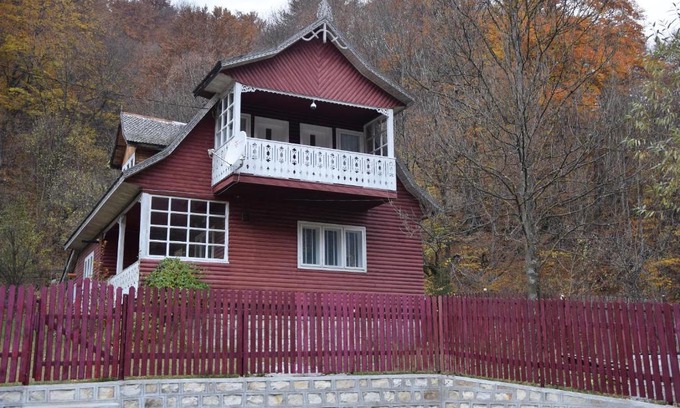 Lepsa House | La Coama Padurii