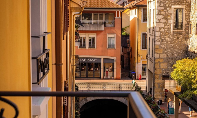 Annecy Old Town Hotel | La Cour du 6