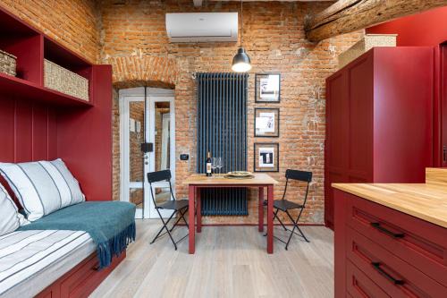 Guastalla Apartment | La Dolce Suite Porta Romana Metro