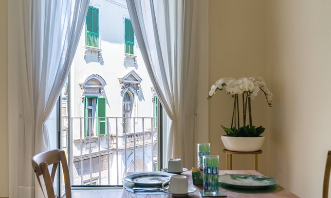 Naples Bed & Breakfast | La Gatta Cenerentola Rooms