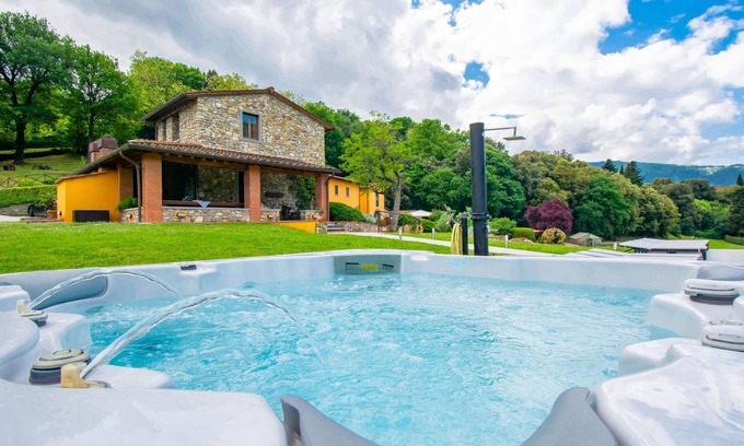 Dicomano House | La Ginepraia by Interhome