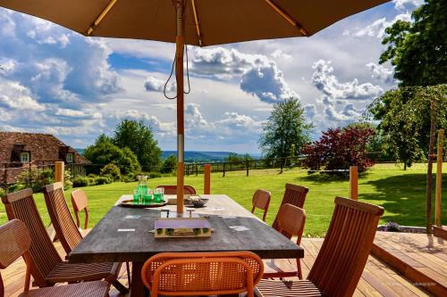 Le Mesnil-Simon House | La Grange du Tillieul - Haras de la varende