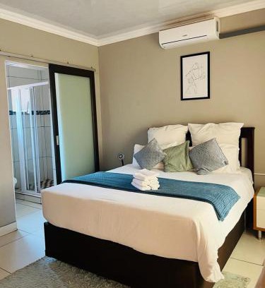 Ga-Segonyana House | La-Guna Guesthouse