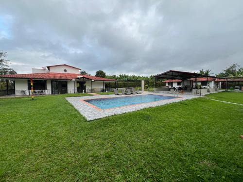 Armenia House | La herradura casa campestre
