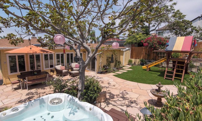 La Jolla Mesa House | La Jolla Kid Friendly Beach House