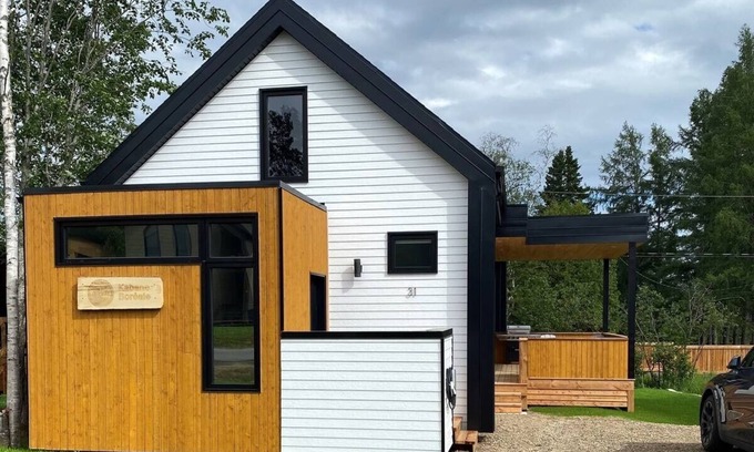 Saint Ferreol les Neiges Ski Chalet | La Kabane Boréale au Mont Sainte-Anne