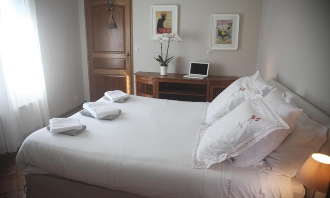 Folembray Bed & Breakfast | La Maison De Maria