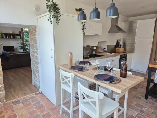 Mortagne-sur-Sevre House | La maison de Pierre, studio à 20 min du Puy du Fou