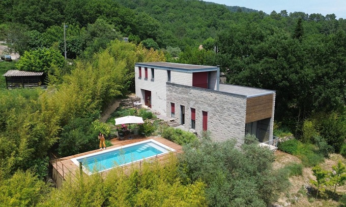 Meyrannes Villa | La maison des Chataigniers - in the middle of nature