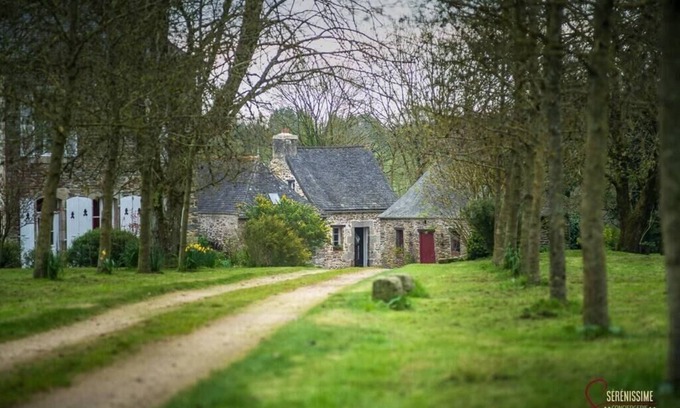 Pleyber-Christ House | La Maison du Cocher à Pleyber-christ