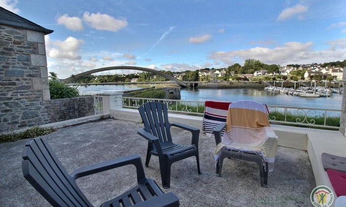 Tredarzec House | La Maison du Pont - Tredarzec