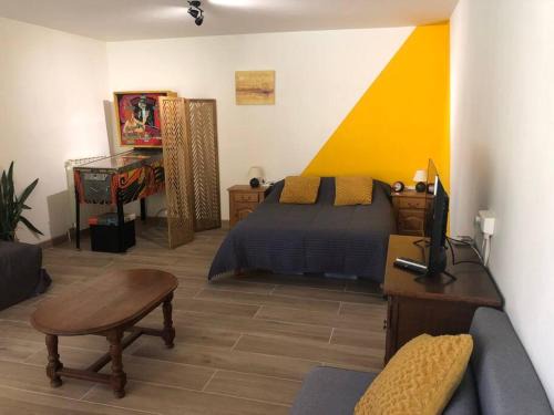 Saint-Georges-sur-Cher Apartment | La Maison d'à Coté