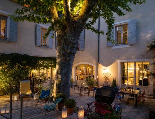 L'Isle-sur-la-Sorgue Hotel | La Maison Sur La Sorgue - Esprit de France