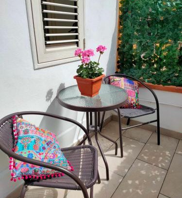 Grottasanta House | LA MEDUSA