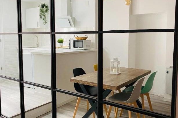 Old Town Apartment | La Moneda Home Spa