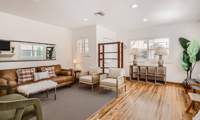 Adams Hill House | LA - PacMan - PingPong Table - Cowboy Pool