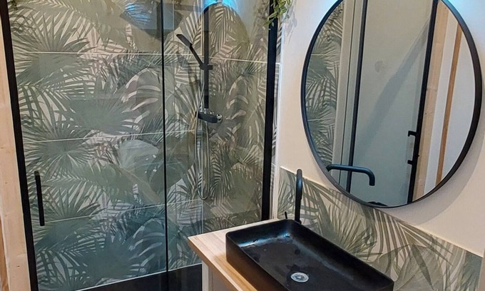 Salon-de-Provence Apartment | La Pause Salonaise" Modern apartment in the heart of the city