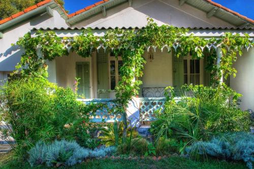 Montredon Bed & Breakfast | La Petite Calanque