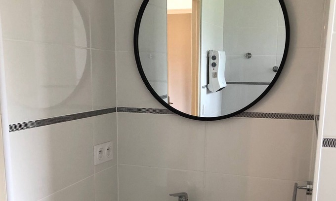 Saint-Dye-sur-Loire House | La Petite Maison