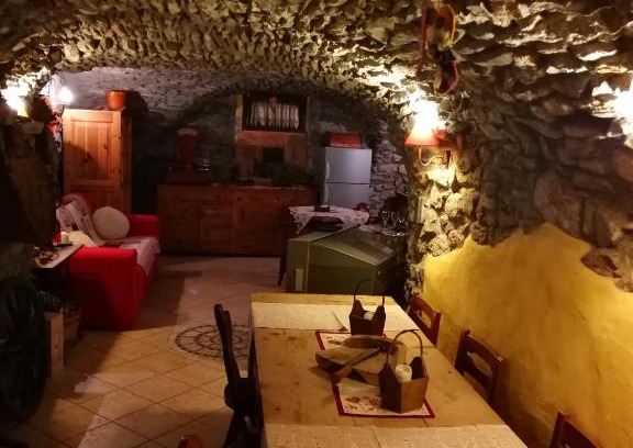 Arpuilles Apartment | la petite maisonnette