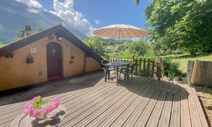 Lepin-le-Lac House | LA PETITE PORTE - LEPIN LE LAC