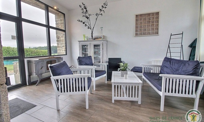 Carnoet House | La Petite Vallée - CARNOET