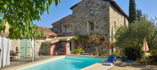 Courry Bed & Breakfast | La Picholine chambre Provence