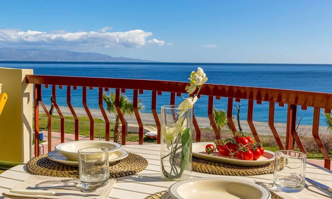 Nizza di Sicilia Apartment | La Plage - Home and Sea