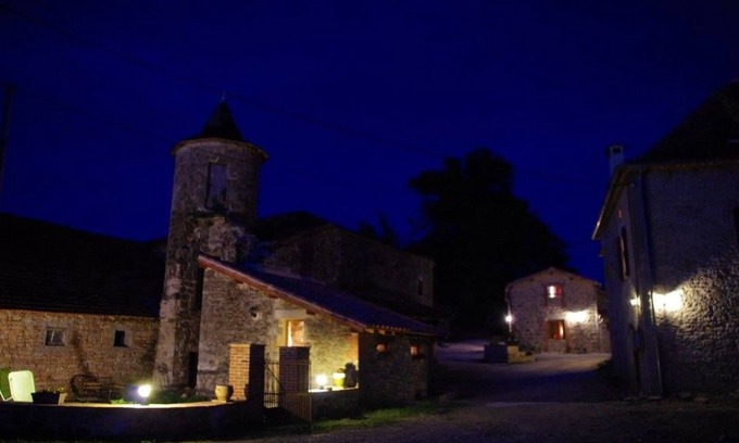 Saint-Antonin Noble Val Bed & Breakfast | La Prade Basse - Chambres d'hôtes