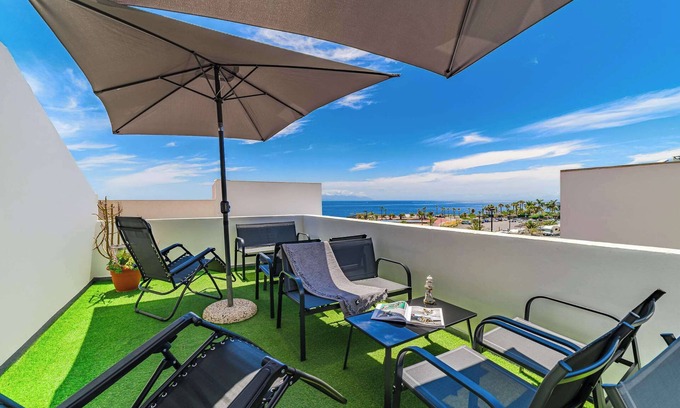 Alcala Apartment | La Punta Courtyard Suite