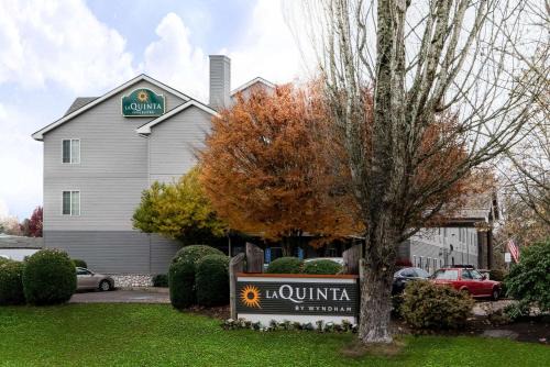 Harlow Hotel | La Quinta by Wyndham Eugene