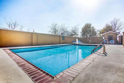 Kyle Hotel | La Quinta by Wyndham Kyle - Austin South