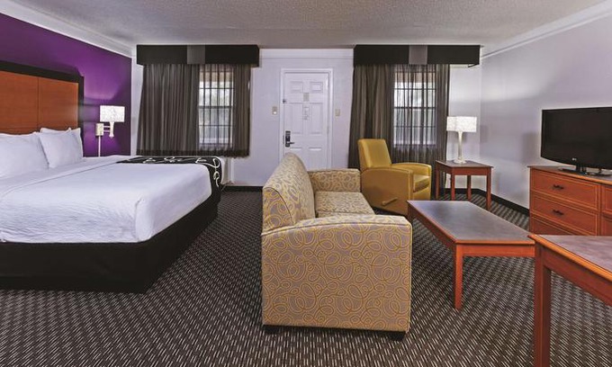 San Angelo Hotel | La Quinta Inn and Conference Center San Angelo