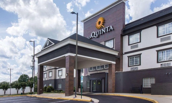 North Chesterfield Hotel | La Quinta Inn by Wyndham Richmond South