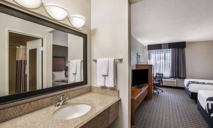 North Little Rock Hotel | La Quinta Inn & Suites by Wyndham N Little Rock-McCain Mall