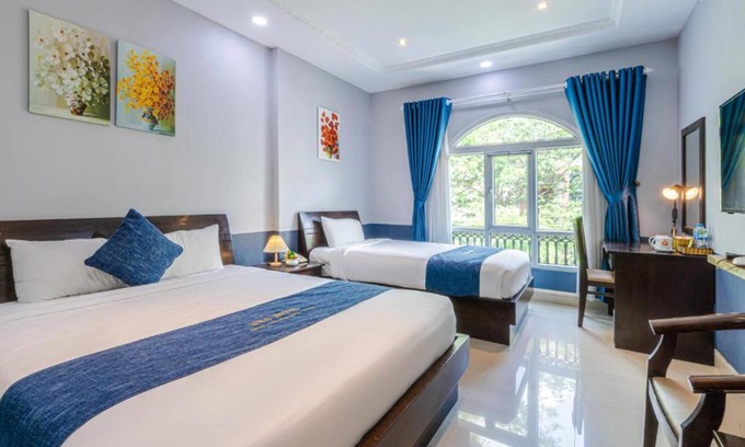 Phu My Hung Hotel | La Serena Hotel & Apartment