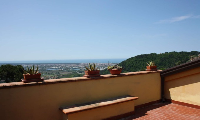 Corsanico-Bargecchia Apartment | La "small" Volpaia: fantastic sea view on the Tuscan coast