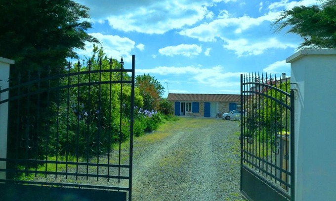 Talmont-Saint-Hilaire House | La Sornière