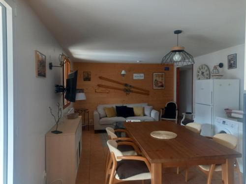 Ax-les-Thermes Apartment | La soulane