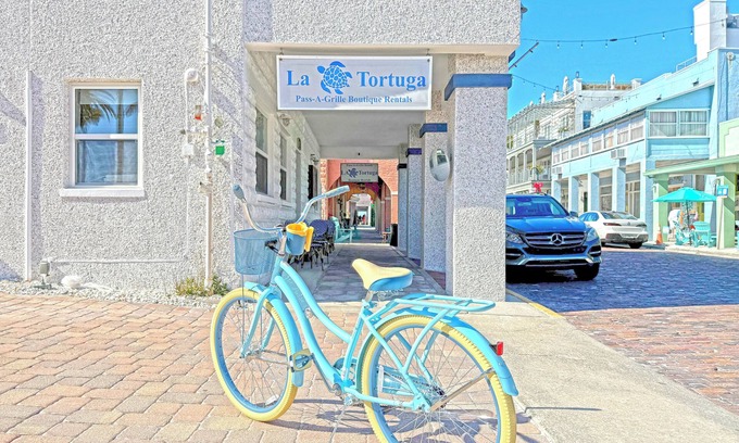 Pass-a-Grille Historic District Apartment | La Tortuga Historic Pass A Grille St Pete Beach 679
