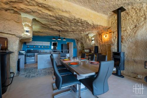 Vouvray Apartment | La Troglo - Maison typique de notre région