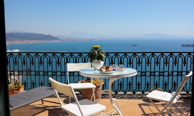 Raito House | La Tua Terrazza in Costiera