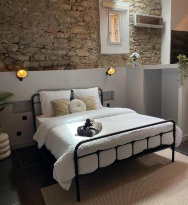 Trebes Bed & Breakfast | La Tuilerie du Bazalac