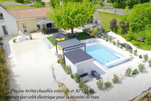 Sarlat-la-Caneda Villa | La Villa d Elsa 10-12 pers piscine chauffée 500m du centre ville