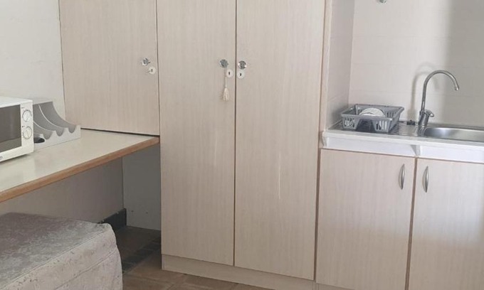 Paarl House | Ladera - Vista Self-catering Guesthouse