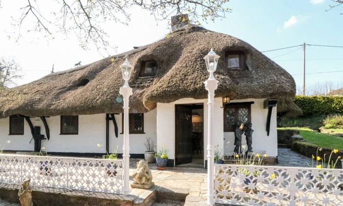 Brazzacott House | Lady Strawbridge Cottage - Broadwoodwidger Devon